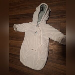 Carters Baby Bunting Suit with Zip Up And Hood Size 0-6M Small Snowman Print